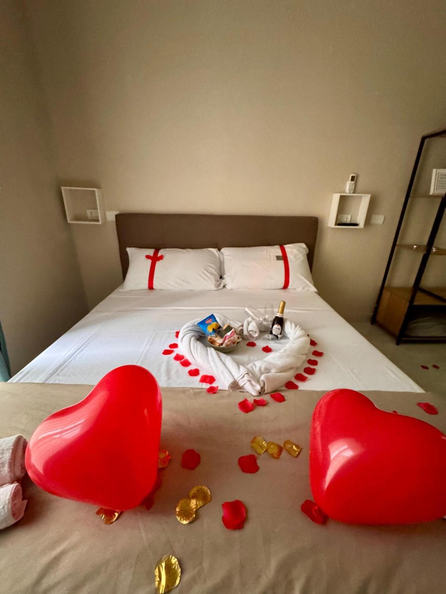 Royal Dream Bed & Breakfast Napoli Ngoại thất bức ảnh